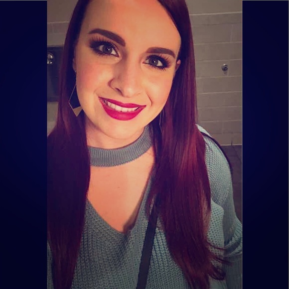 Meet your Posher, Robyn - Picture 1 of 1